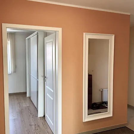 Ostseebrise 12 Im Haus Stranddistel, Komfortable Im 1 Og Fur 3 Personen In Apartmán *